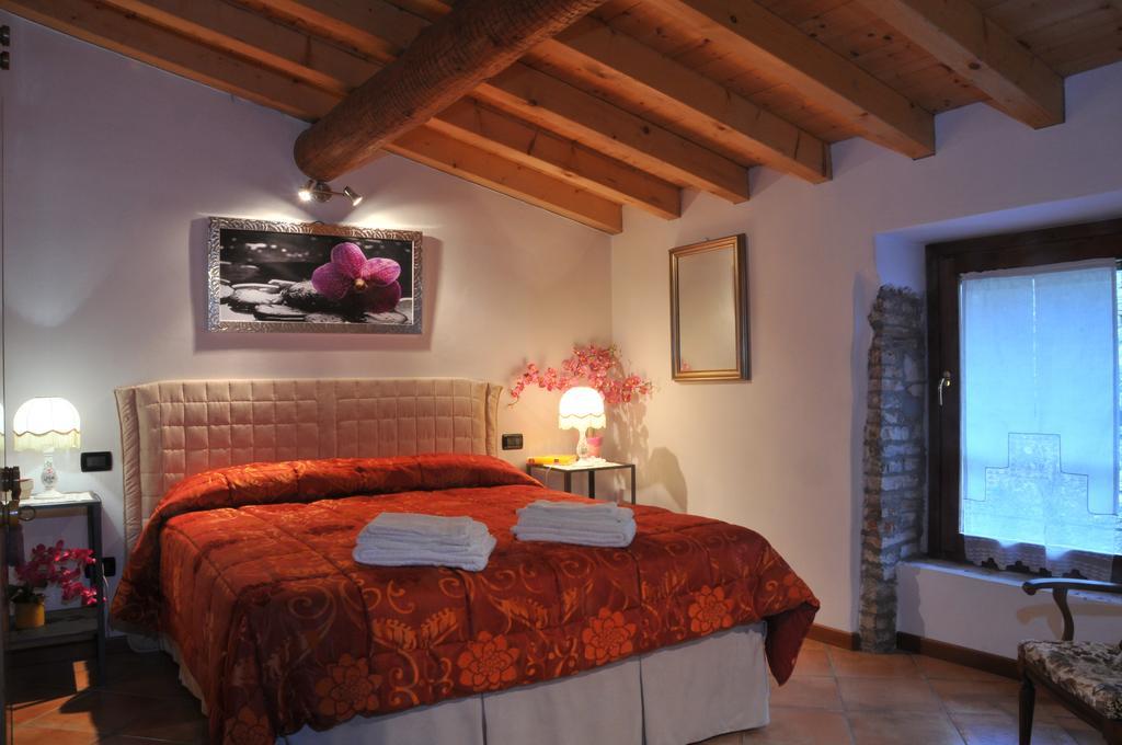 Bed & Breakfast Castello Padenghe sul Garda Szoba fotó